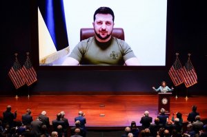 Украина приносит в жертву свой народ