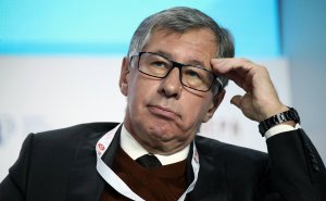 Попавший под санкции бизнесмен Петр Авен пожаловался на тяжелую жизнь