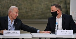 Байден «понизил» президента Польши до должности посла