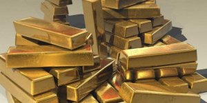 «Золотой рубль»: Россия применила убийственное оружие против доллара