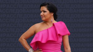 "... певица недостаточно "дистанцировалась от Путина..." (Как Нетребко отменила Россию ради Запада, но проиграла везде)