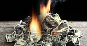 Эксперты издания Financial Times оценили перспективу «смерти» доллара