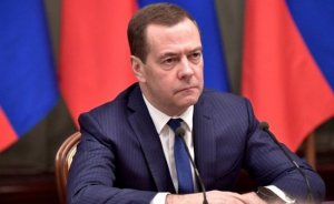 Россия должна иметь биометрию каждого мигранта — Медведев