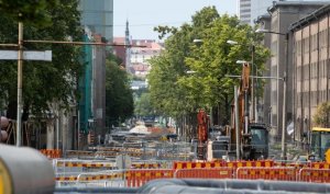 Эстонские фирмы просят впустить российские фуры: Не хватает стратегического сырья