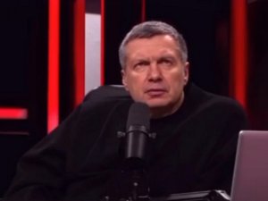 “Я в бешенстве”: Соловьев задал неудобные вопросы о затонувшем крейсере “Москва”