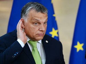Премьер-министра Венгрии внесли в список «врагов Украины»