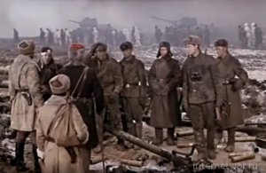 [«Всё, что могу»] «Я их делаю счастливыми». Мальчик из Белгородской области каждый день приветствует участников спецоперации. Родители: «Пришлось объяснять - для чего это. Он и проникся этой темой»