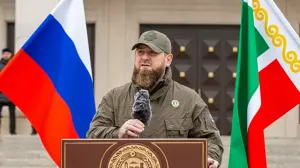 Кадыров пообещал "бандеровскому отребью" интересное представление в ЛНР