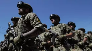 [«А Роза упала на лапу АзоВа»*] На базе «Азова» нашли план атаки на Новоазовск с последующим выходом к российской границе. Судя по отметкам, наступление должно было начаться 8 марта