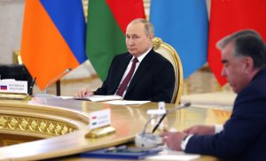 Путин заявил, что вступление Финляндии и Швеции в НАТО не создает угрозы