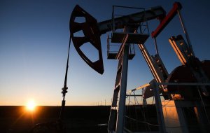 Стоимость фьючерса на нефть марки Brent с поставкой в июле 2022 года на Лондонской бирже ICE росла на 0,7%, торгуясь на уровне $115 за баррель впервые с 27 марта