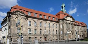 Министерство экономики и защиты климата Германии предложило выкопать трубы газосети, чтобы не было соблазна…