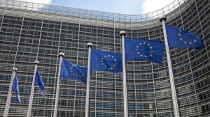 Евросоюз заморозил активы российских бизнесменов на сумму около €10 млрд