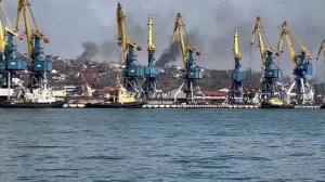 В Минобороны РФ сообщили, что порт Мариуполя начал работать в обычном режиме: завершены мероприятия по разминированию и демилитаризации