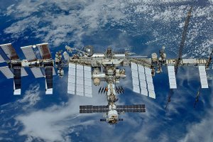 Установку для выращивания полупроводников в космосе испытают на макете МКС до 2023 года. Опытный образец будет состыкован с макетом в Ракетно-космической корпорации «Энергия»