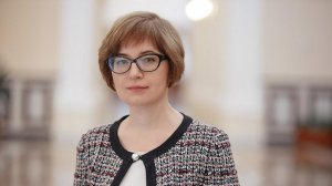 На среднесрочном горизонте будут происходить девалютизация балансов финансового сектора и изменение состава используемых валют, снижение доли доллара и евро. Мы будем поддерживать эти изменения - ЦБР