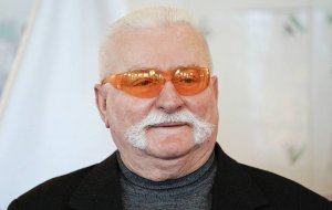 Экс-президент Польши считает, что ЕС должен самораспуститься    (По мнению Леха Валенса, Евросоюзу следует создать новый союз без Польши и Венгрии)