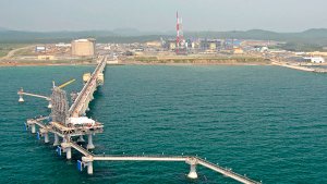 Американская Baker Hughes отказалась обслуживать турбины и компрессоры крупнейших СПГ-проектов в России