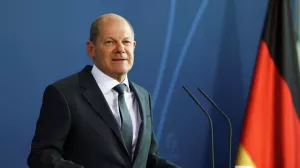 Шольц рассмеялся после вопроса о гарантиях безопасности Украине