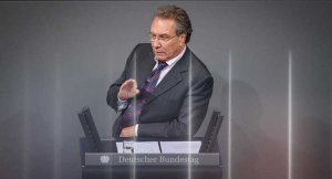 Глава комитета бундестага Клаус Эрнст призвал к переговорам по запуску "Северного потока-2" (позже министр экономики Роберт Хабек заявил, что запуск "СП-2" невозможен)