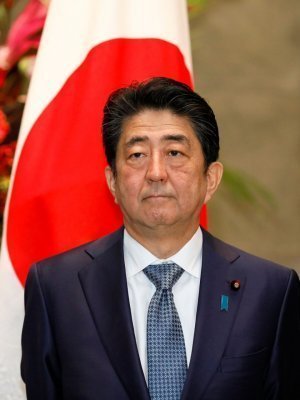 NHK: у раненого в результате покушения Синдзо Абэ остановилось сердце. Термин «состояние остановки сердца и легких» используется в Японии для обозначения клинической смерти, отмечает телеканал