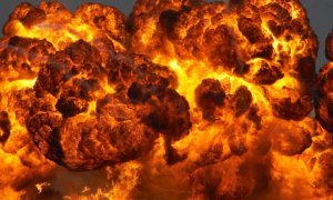 РВ: Нанесён мощный удар по цели в Николаеве: на поражённом объекте сильный пожар