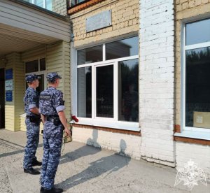 Память погибшего товарища почтили сотрудники Росгвардии в Фурманове