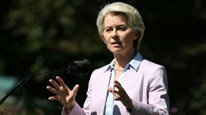 Волк загрыз любимую пони главы Еврокомиссии