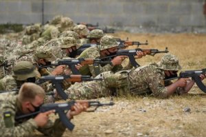 Юрий Подоляка: У ВСУ выдыхаются резервы, их потери до тысячи человек в день