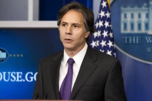 АР: госсекретарь США Блинкен прибыл с необъявленным визитом в Киев