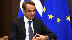 Премьер Греции Мицотакис призвал жителей «отправлять Путину» счета за электроэнергию (В Польше за месяц стоимость продовольствия поднялась на 23,7%)