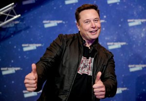 Маск назвал себя «фанатом Украины, но не Третьей мировой войны»