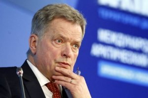 Президент Финляндии призвал к диалогу с Россией по Украине