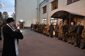 Лучшие сыны России закрывают телами Москву