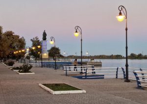 Стремоусов: российские войска, скорее всего, будут уходить из Херсона на левый берег Днепра