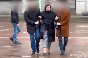 ФСБ задержала польского дипломата за взятку при ввозе алкоголя