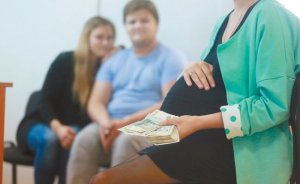 [Национальное достояние] Иностранцам в России запретят пользоваться услугами суррогатного материнства