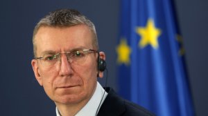 Глава МИД Латвии призвал не бояться и разрешить Украине бить по аэродромам России