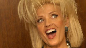 «Уголовное дело с лишением гражданства»: в Латвии потребовали наказать Вайкуле за поддержку СССР