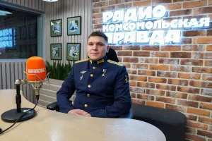 "Ситуация патовая – у него перелом руки, у штурмана – компрессионный перелом позвоночника, вокруг - враги. Но каким-то чудом..."