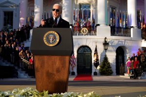 Байден подписал закон о правовой защите однополых браков в США. Инициативу ранее одобрили обе палаты Конгресса