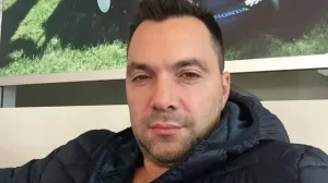 Арестович считает, что на Украине нужно установить монархию