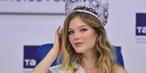 Американский журналист восхитился красотой россиянки и унизил США