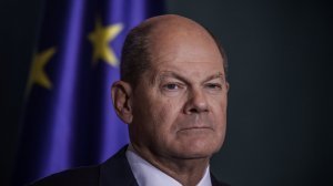 Шольц напомнил об исторической ответственности Германии за геноцид евреев