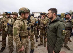 Верховный главнокомандующий подаёт сигнал SOS: его армия терпит поражение, а фронт на грани прорыва сразу в двух критически важных точках