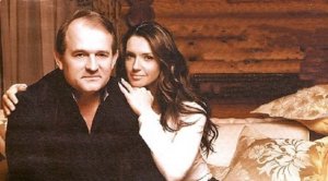 СБУ предъявила обвинение жене Виктора Медведчука Оксане Марченко. Её обвиняют в финансировании Росгвардии и МВД РФ