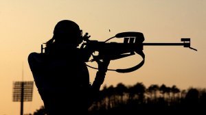 [Пятничное в Субботу. Пауки в банке.]В Польше у женской сборной Украины по биатлону отобрали винтовки