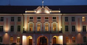 Принятый парламентом Эстонии закон о советской символике оказался противоречащим Конституции