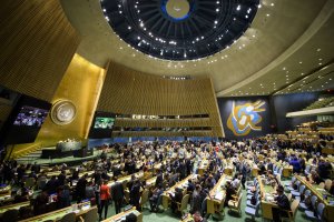 Постпредство РФ: Западу пришлось смягчить антироссийскую резолюцию Генассамблеи ООН