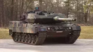 Министр обороны Блащак: переданные Польшей танки Leopard находятся на территории Украины